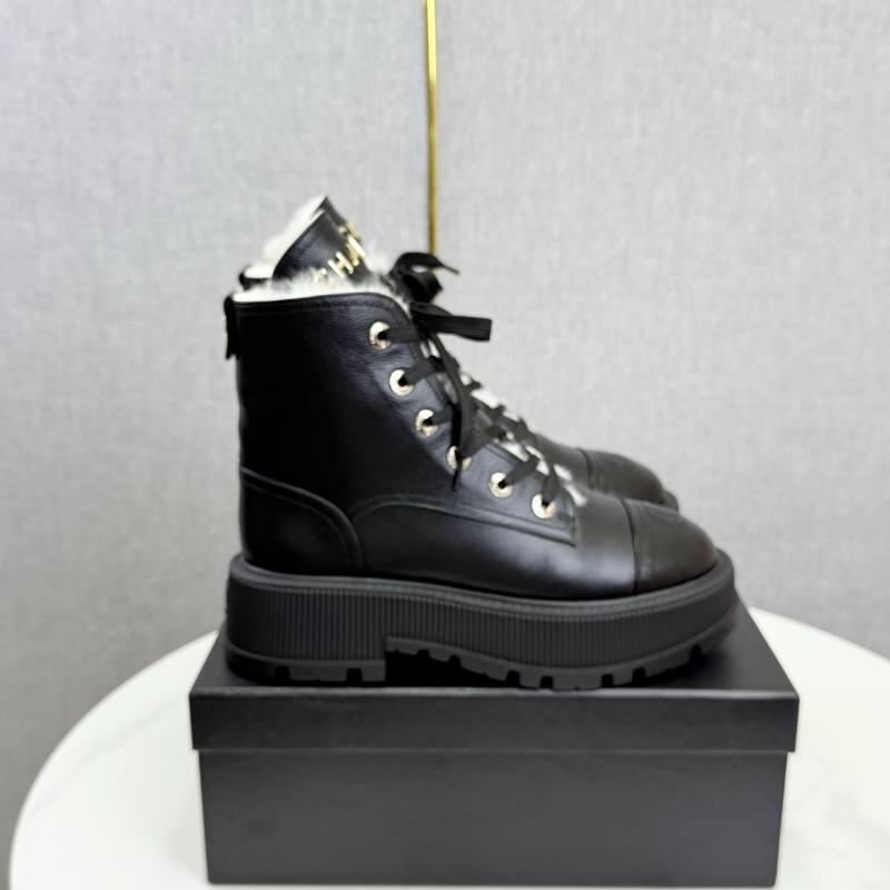 Ch**el boots